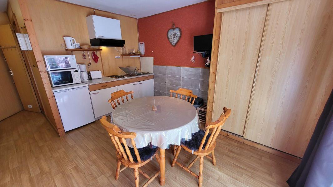 Urlaub in den Bergen 2-Zimmer-Appartment für 4 Personen (1) - CHALET WOODY WOOD - La Tania - Küche