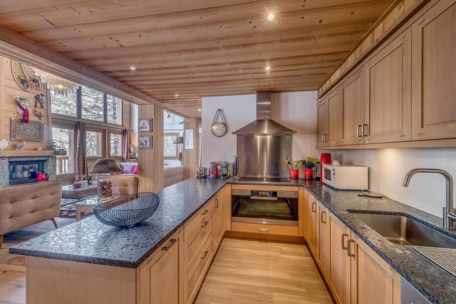 Holiday in mountain resort 7 room chalet 12 people (CH) - Chalet Zanskar - Tignes - Kitchen