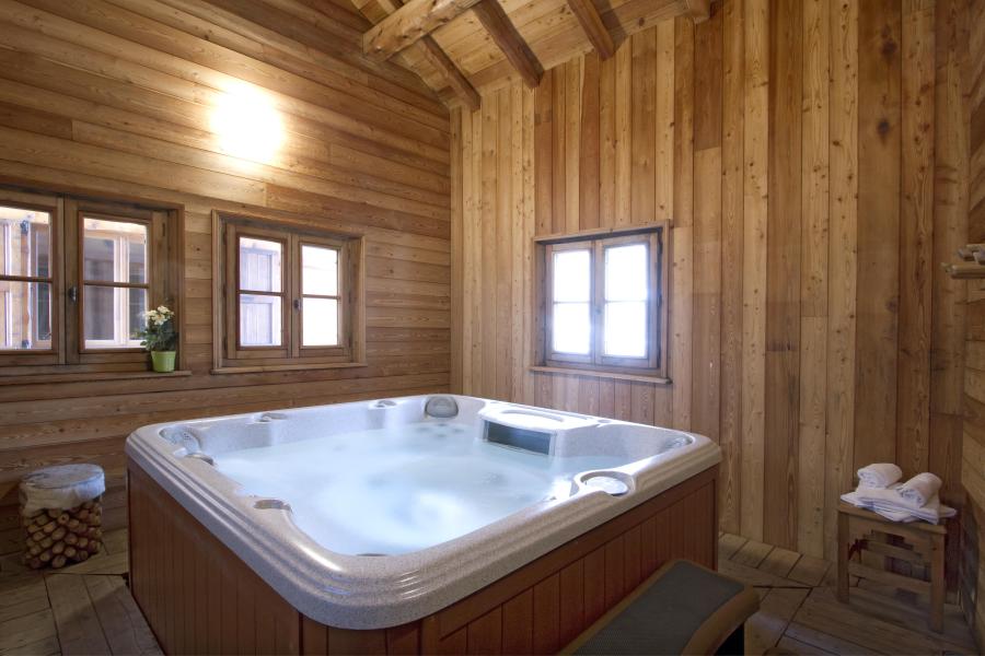 Vacances en montagne Chalets Chartreuse et Alexandre - Les 2 Alpes - Jacuzzi