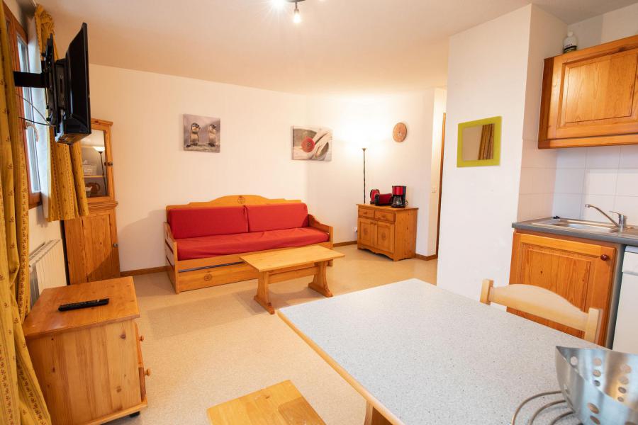 Urlaub in den Bergen 2-Zimmer-Holzhütte für 6 Personen (J22) - Chalets d'Arrondaz - Valfréjus - Wohnzimmer