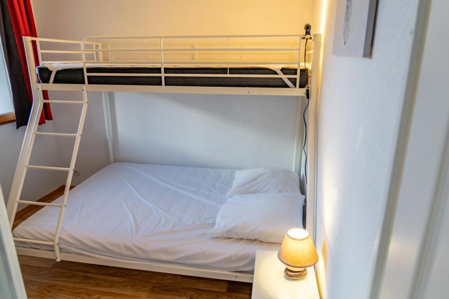 Urlaub in den Bergen 2-Zimmer-Appartment für 4 Personen (117) - Chalets de Bois Méan A - Les Orres - Schlafzimmer