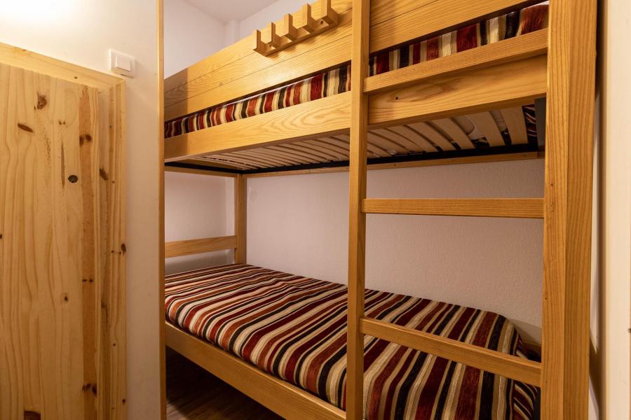 Urlaub in den Bergen 3 Zimmer Maisonettewohnung für 10 Personen (216) - Chalets de Bois Méan A - Les Orres - Schlafzimmer