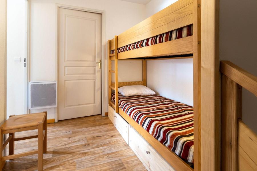 Urlaub in den Bergen 3 Zimmer Maisonettewohnung für 8 Personen (302) - Chalets de Bois Méan A - Les Orres - Schlafzimmer