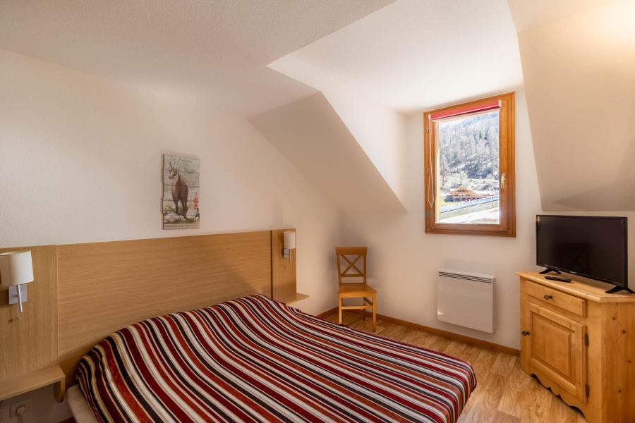 Vakantie in de bergen Appartement duplex 3 kamers 8 personen (302) - Chalets de Bois Méan A - Les Orres - Kamer