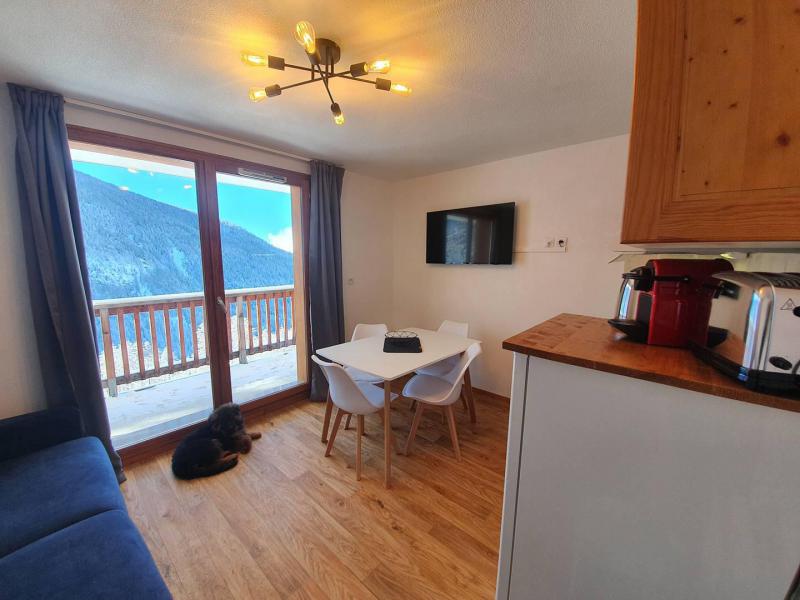 Vacanze in montagna Appartamento 2 stanze con alcova per 6 persone (003) - Chalets de Bois Méan - Les Orres - Alloggio
