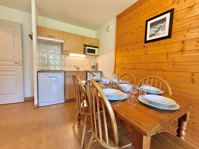 Urlaub in den Bergen 3-Zimmer-Appartment für 6 Personen (C11H) - Chalets des Evettes - Flumet - Wohnzimmer