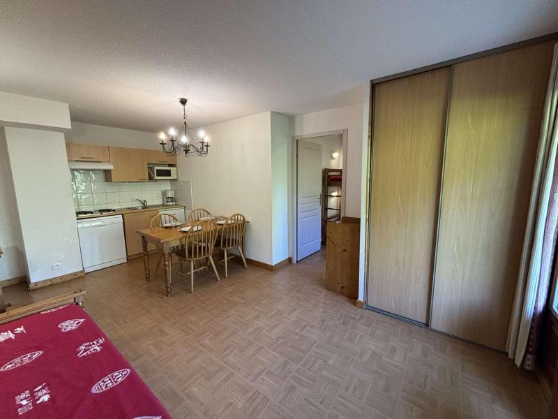 Vakantie in de bergen Appartement 3 kamers 6 personen (120-A2H) - Chalets des Evettes - Flumet - Woonkamer