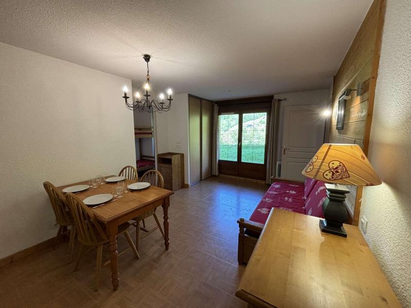 Vakantie in de bergen Appartement 3 kamers 6 personen (120-A2H) - Chalets des Evettes - Flumet - Woonkamer