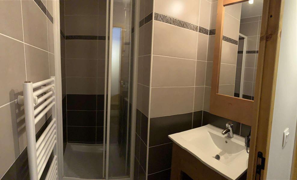 Vacances en montagne Chalets des Rennes - Vars - Salle de douche