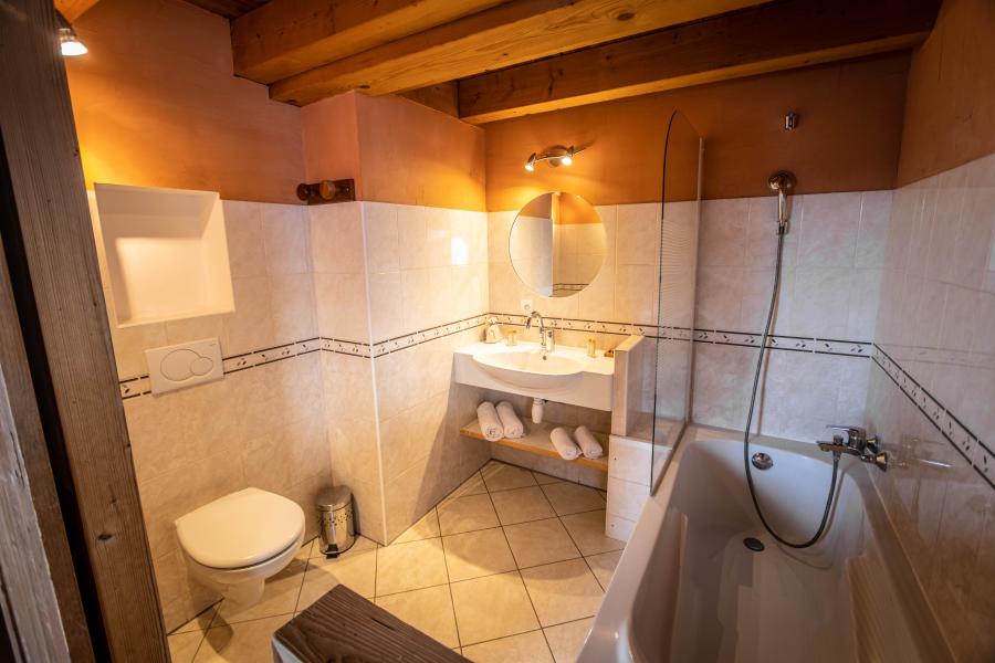 Holiday in mountain resort 6 room triplex chalet 11 people (Mont Blanc) - Chalets du Cocoon - La Plagne - Bathroom