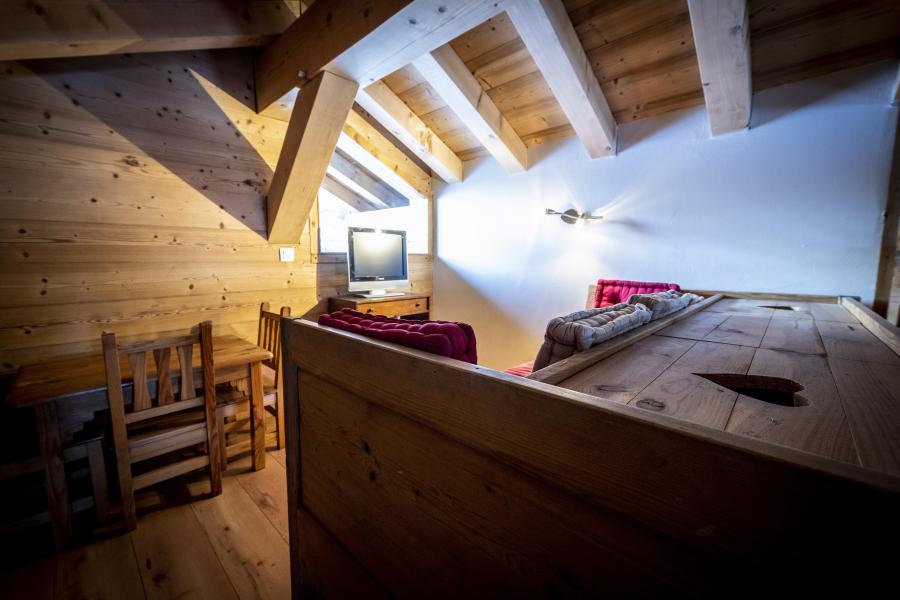 Vacanze in montagna Chalet su 3 piani semi-individuale 5 stanze per 9 persone (Pierra Menta 1) - Chalets du Cocoon - La Plagne - Camera mansardata