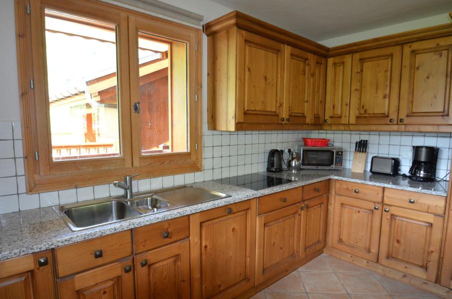 Holiday in mountain resort 4 room apartment 6 people (B4) - Chalets du Doron - Les Menuires - Kitchen