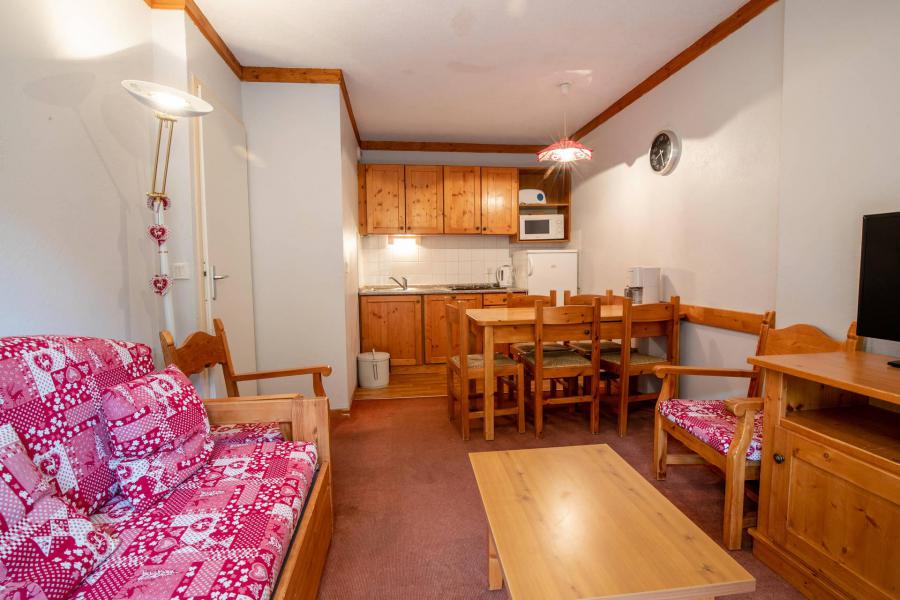 Holiday in mountain resort 2 room apartment cabin 6 people (B156) - Chalets du Thabor - Valfréjus - Living room