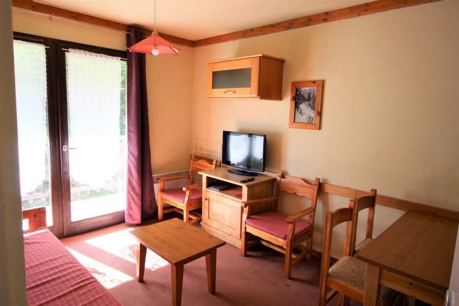 Vakantie in de bergen Appartement 2 kamers 4 personen (155) - Chalets du Thabor - Valfréjus - Woonkamer