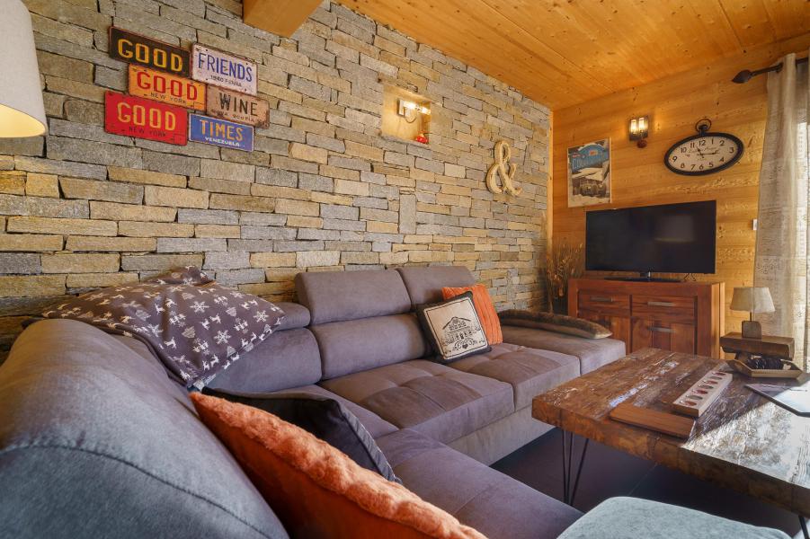 Holiday in mountain resort 5 room triplex chalet 8 people (Friandise) - Chalets Les Balcons du Golf - Alpe d'Huez - Living room