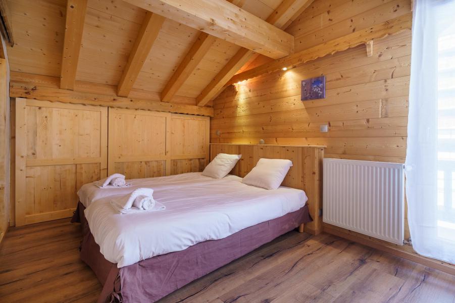 Wakacje w górach Domek górski triplex 5 pokojowy  dla 8 osób (Friandise) - Chalets Les Balcons du Golf - Alpe d'Huez - Pokój na poddaszu
