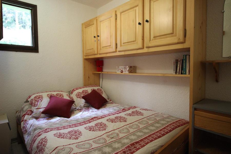 Holiday in mountain resort 2 room apartment sleeping corner 6 people (70D) - Chalets les Epervières - La Norma - Bedroom