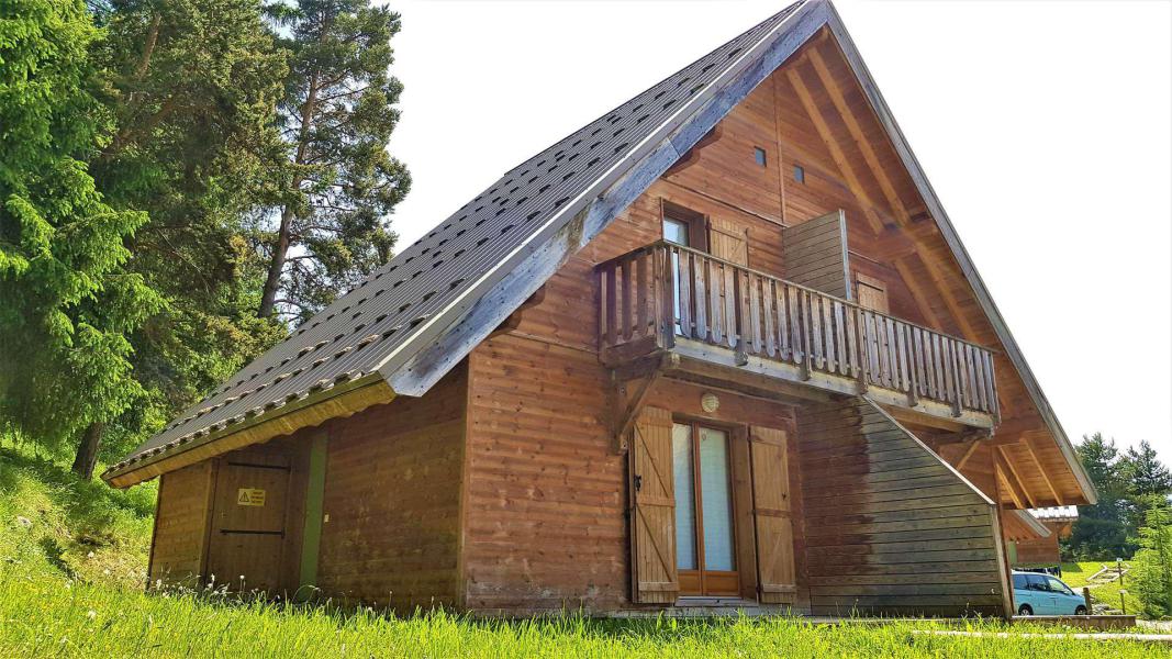 Urlaub in den Bergen Doppelchalethälfte 3 Zimmer für 7 Personen (10) - Chalets Les Flocons du Soleil - La Joue du Loup - Draußen im Sommer