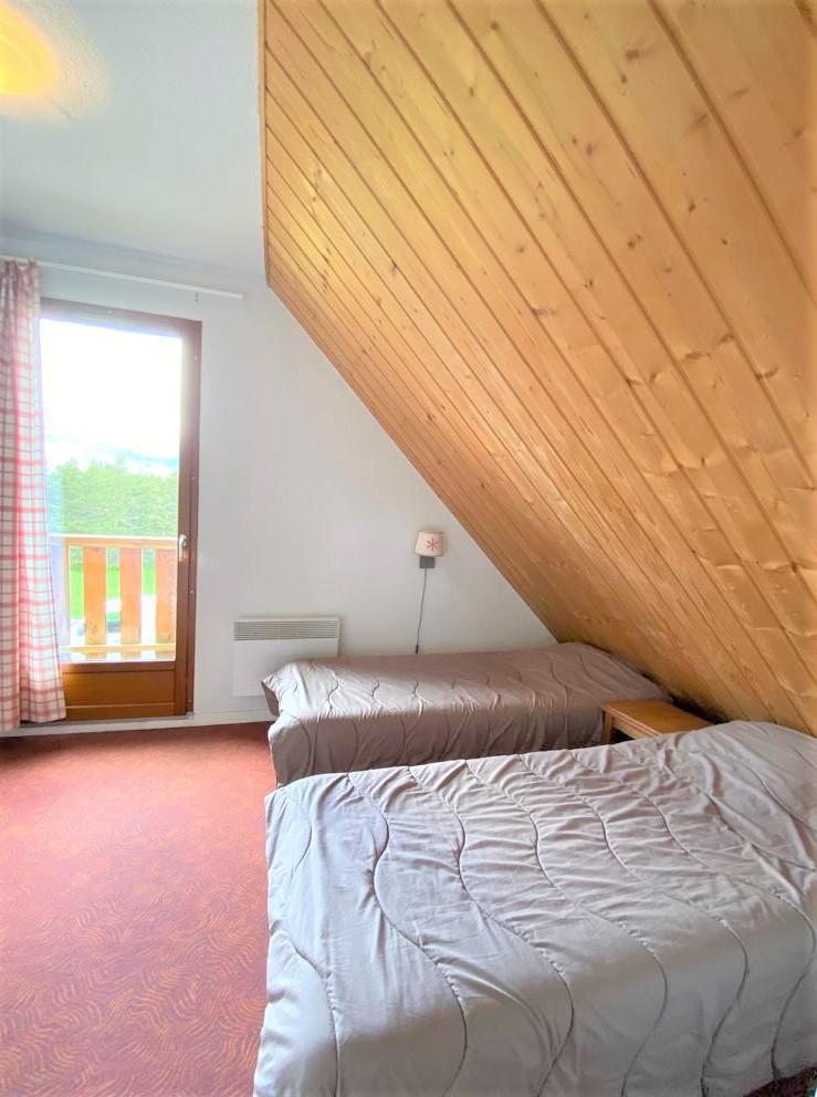 Urlaub in den Bergen Doppelchalethälfte 3 Zimmer für 7 Personen (28) - Chalets Les Flocons du Soleil - La Joue du Loup - Schlafzimmer