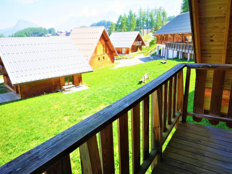 Urlaub in den Bergen Doppelchalethälfte 3 Zimmer für 7 Personen (56) - Chalets Les Flocons du Soleil - La Joue du Loup - Terrasse