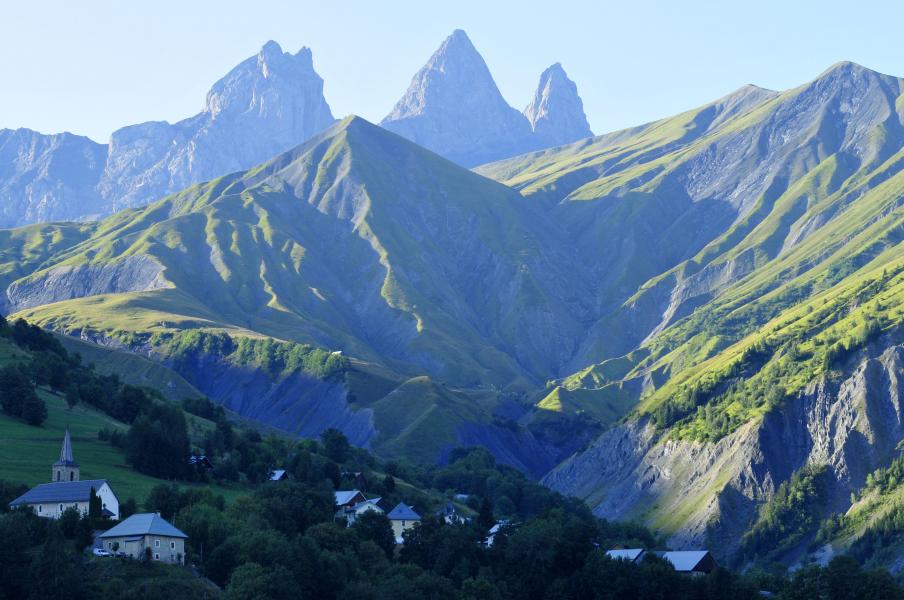 Каникулы в горах Chalets les Marmottes - Saint Jean d'Arves - летом под открытым небом