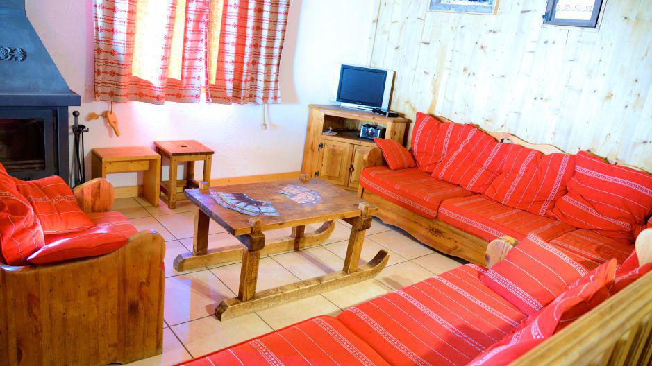 Holiday in mountain resort Chalets Violettes - Saint Martin de Belleville - Settee