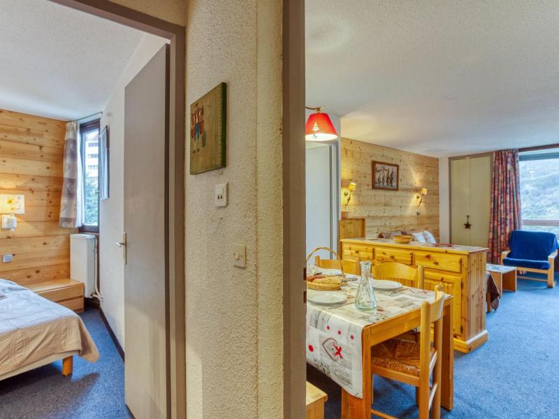 Holiday in mountain resort 2 room apartment 5 people (1) - Chanteneige la Croisette - Les Menuires - Accommodation