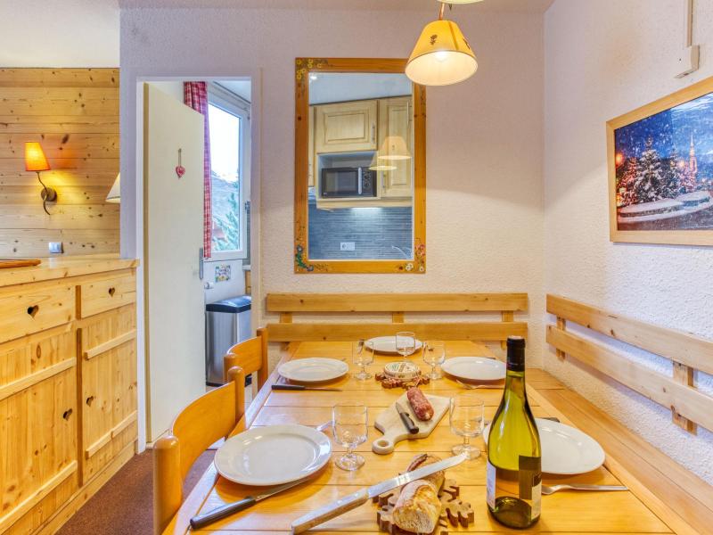 Holiday in mountain resort 2 room apartment 5 people (3) - Chanteneige la Croisette - Les Menuires - Accommodation