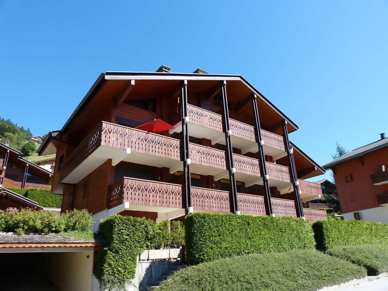 Rent in ski resort Domanial B - La Clusaz - Summer outside