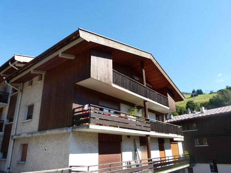 Location au ski Escale Blanche - La Clusaz - Extérieur été