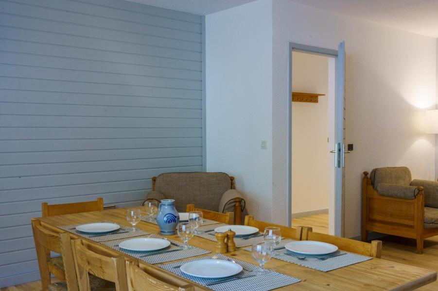 Holiday in mountain resort 3 room apartment 5-7 people (3P7) - Eureca - Brides Les Bains - Living room