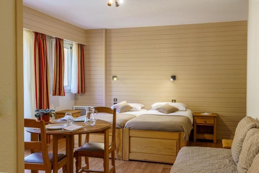 Holiday in mountain resort Studio 4 people (ST4) - Eureca - Brides Les Bains - Living room