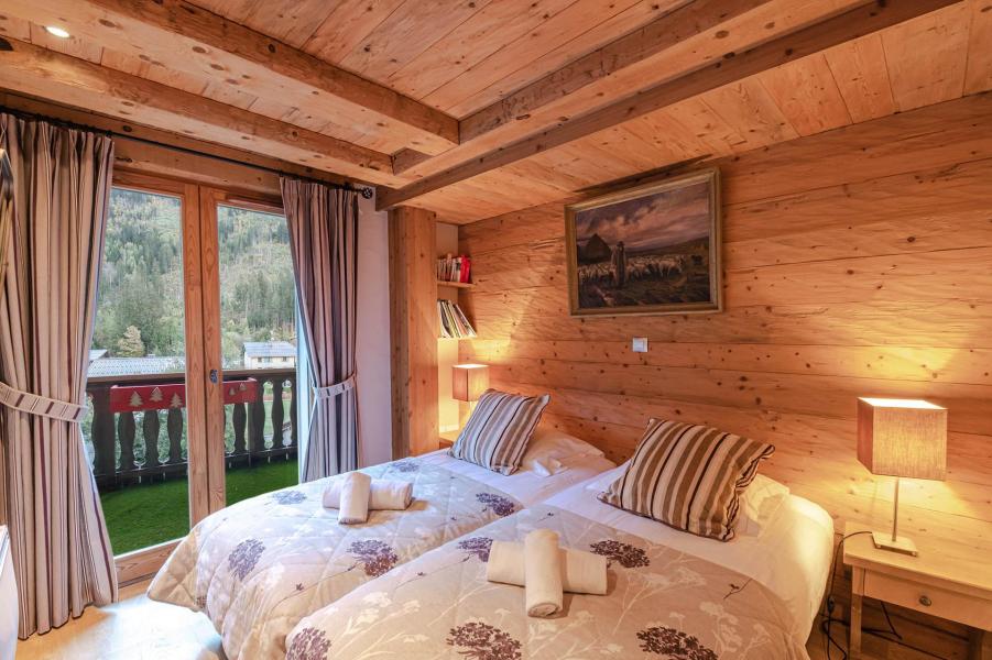 Holiday in mountain resort 3 room apartment 6 people - Hameau de la Blaitiere - Chamonix - Bedroom