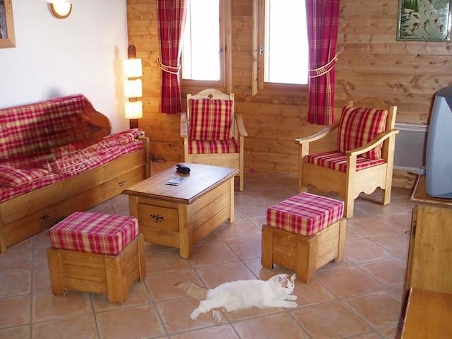 Holiday in mountain resort 4 room duplex apartment 8 people (D7) - Hameau des Airelles - Les Menuires - Living room