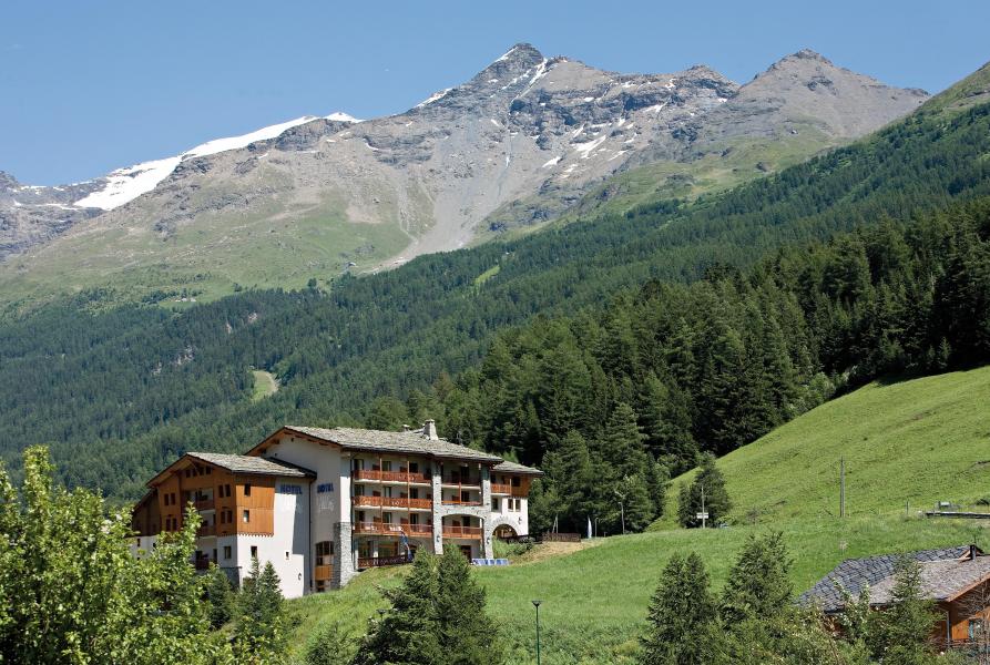 Vacances en montagne Hôtel Club MMV le Val Cenis - Val Cenis - Extérieur été