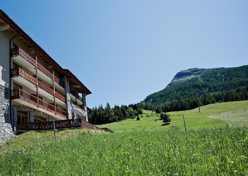 Skiverleih Hôtel Club MMV le Val Cenis - Val Cenis - Draußen im Sommer