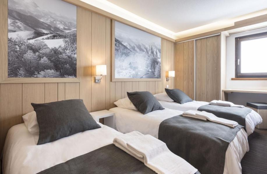 Holiday in mountain resort Hôtel Club MMV les Arolles - Val Thorens - Accommodation