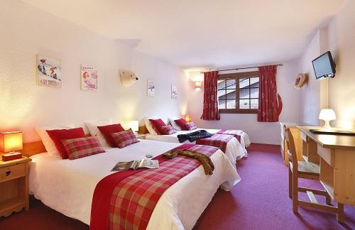 Holiday in mountain resort Quadruple bedroom (2 people) - Hôtel du Bourg - Valmorel - Double bed