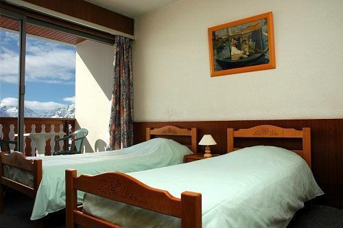 Holiday in mountain resort Hôtel Eliova le Chaix - Alpe d'Huez - Bedroom
