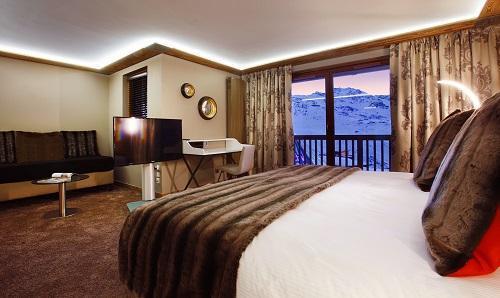 Holiday in mountain resort Hôtel Koh I Nor - Val Thorens - Special heater to prepare La Fondue