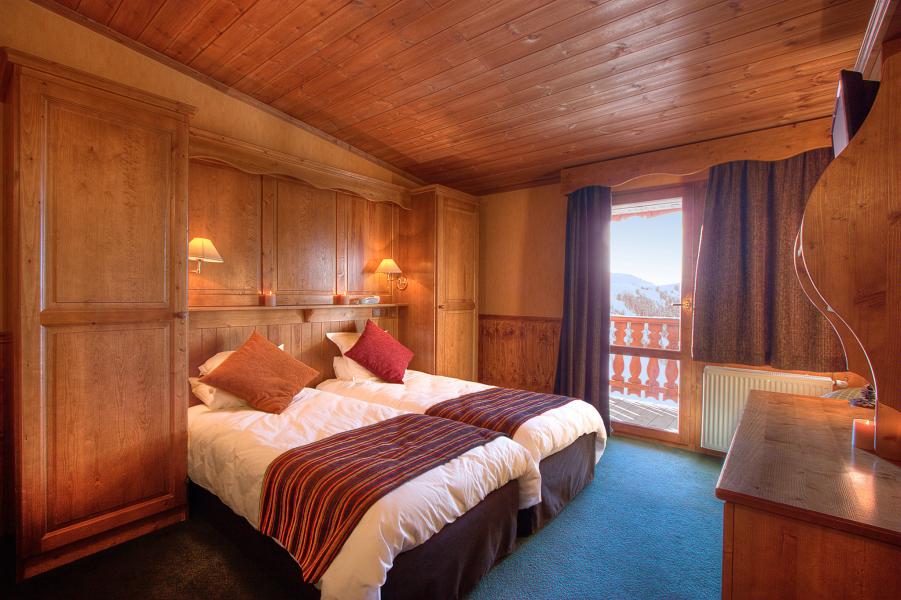 Holiday in mountain resort Hôtel les Balcons Village - La Plagne - Bedroom