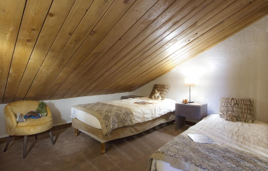 Holiday in mountain resort Hôtel New Solarium - Courchevel - Bedroom