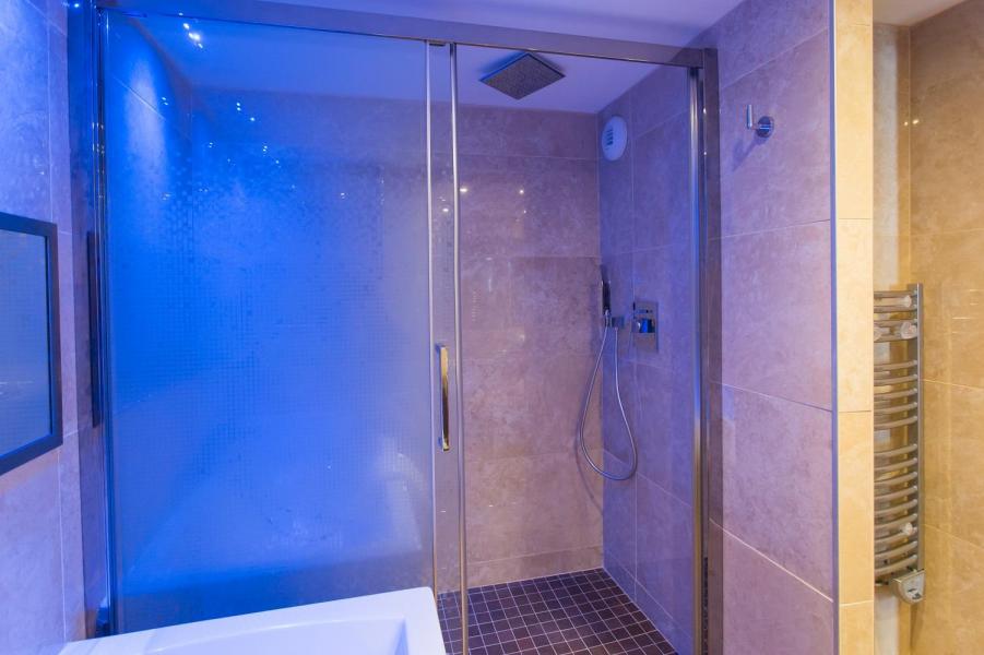 Vacances en montagne Hôtel Taj-I Mah - Les Arcs - Douche