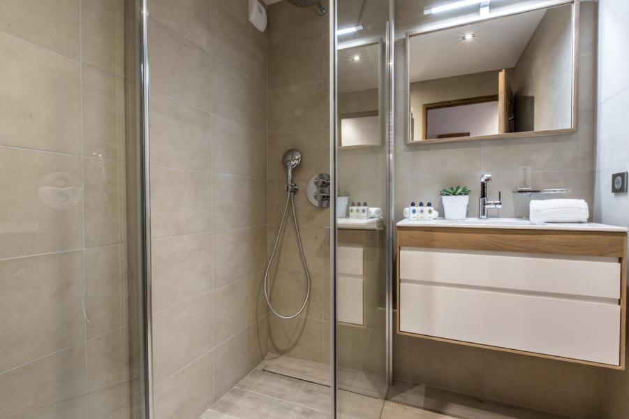 Holiday in mountain resort 7 room apartment 12 people (C09) - Keystone Lodge - Courchevel - Shower room