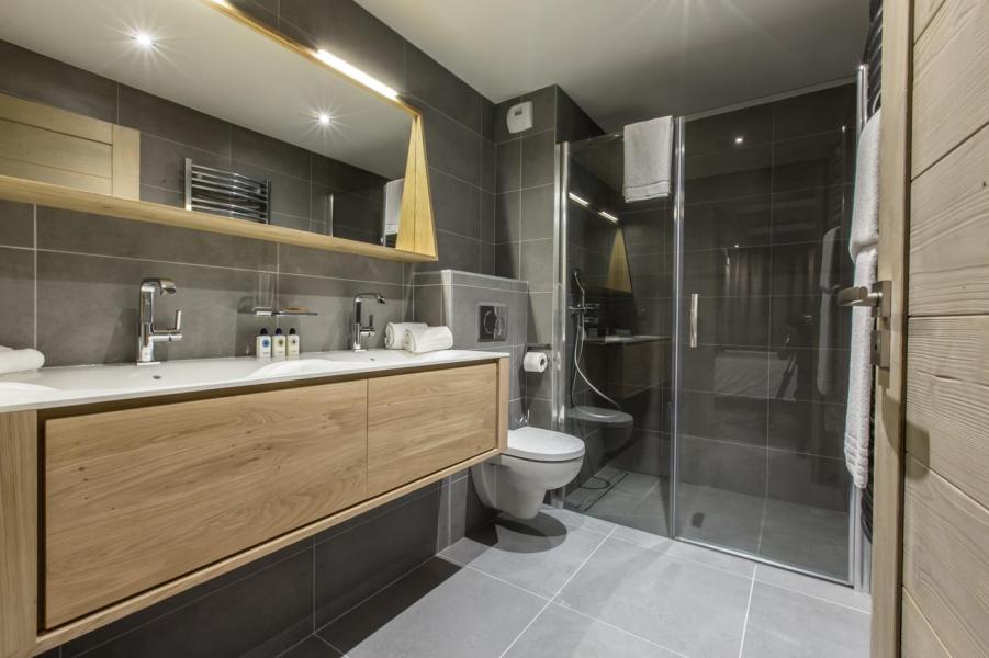 Holiday in mountain resort  (C17) - Keystone Lodge - Courchevel - Shower room