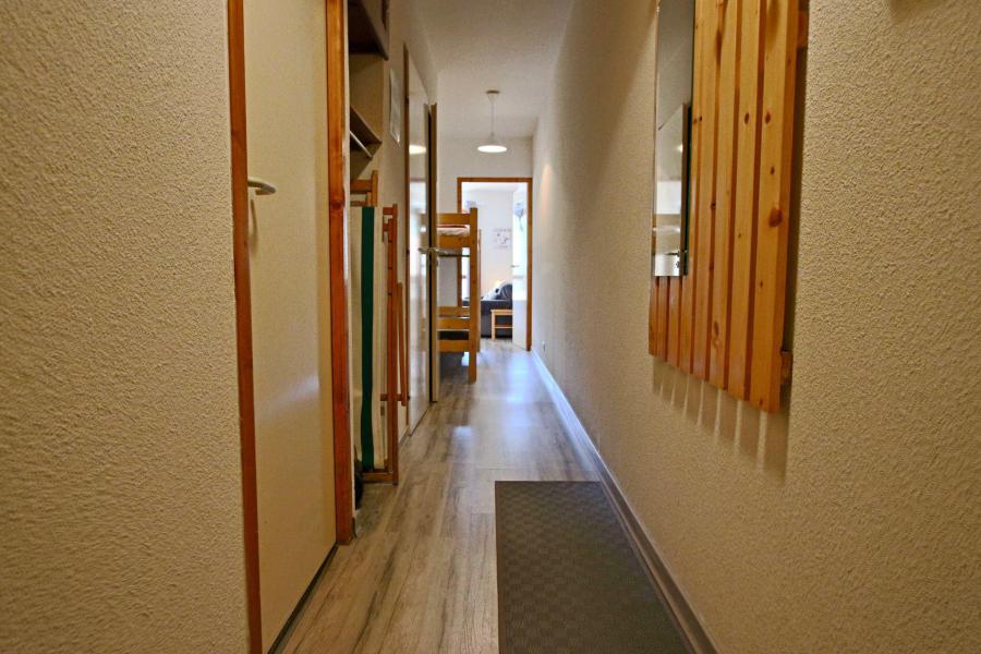 Holiday in mountain resort 2 room apartment 5 people (108) - L'AIGUILLE - Chamrousse - Accommodation