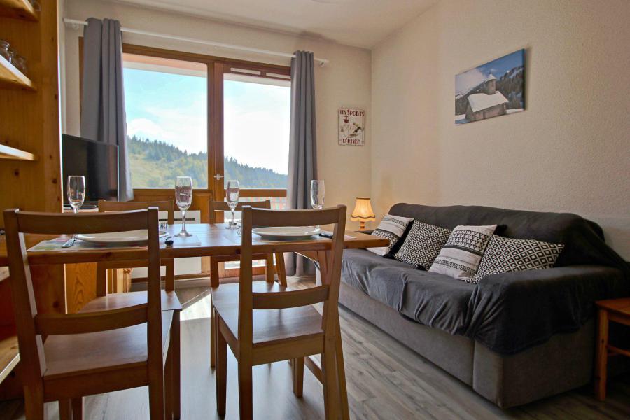 Urlaub in den Bergen 2-Zimmer-Appartment für 5 Personen (108) - L'AIGUILLE - Chamrousse - Wohnzimmer