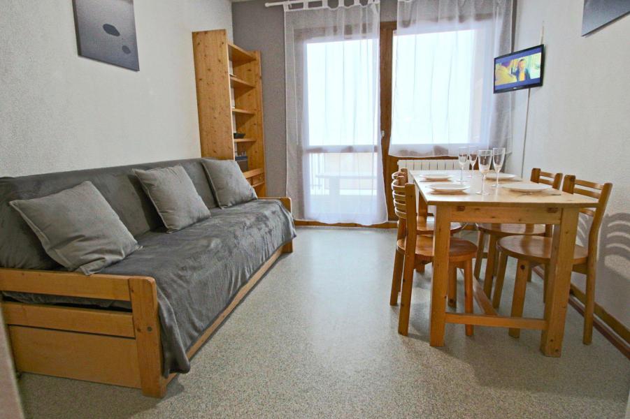 Vakantie in de bergen Appartement 2 kabine kamers 6 personen (109) - L'AIGUILLE - Chamrousse - Woonkamer
