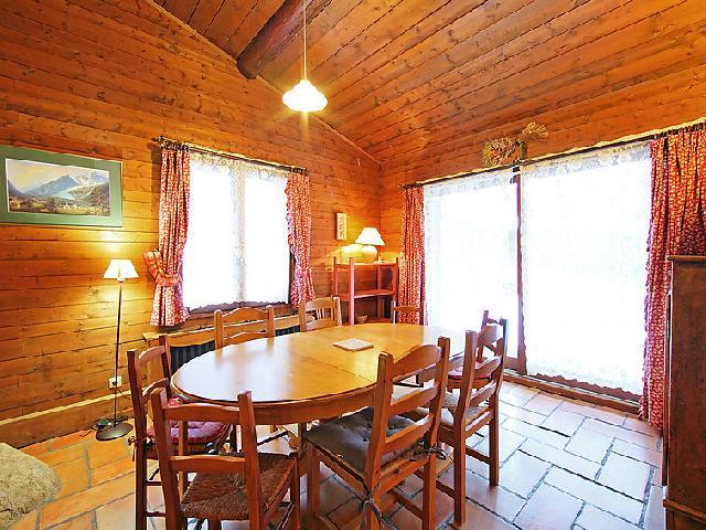 Holiday in mountain resort 6 room chalet 12 people (1) - L'Piri - Chamonix - Table