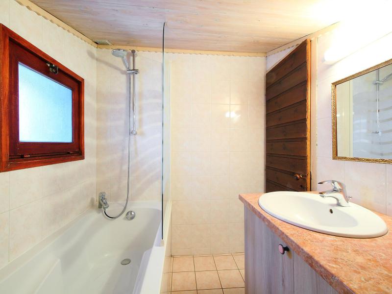 Urlaub in den Bergen 6 Zimmer Chalet für 12 Personen (1) - L'Piri - Chamonix - Badewanne